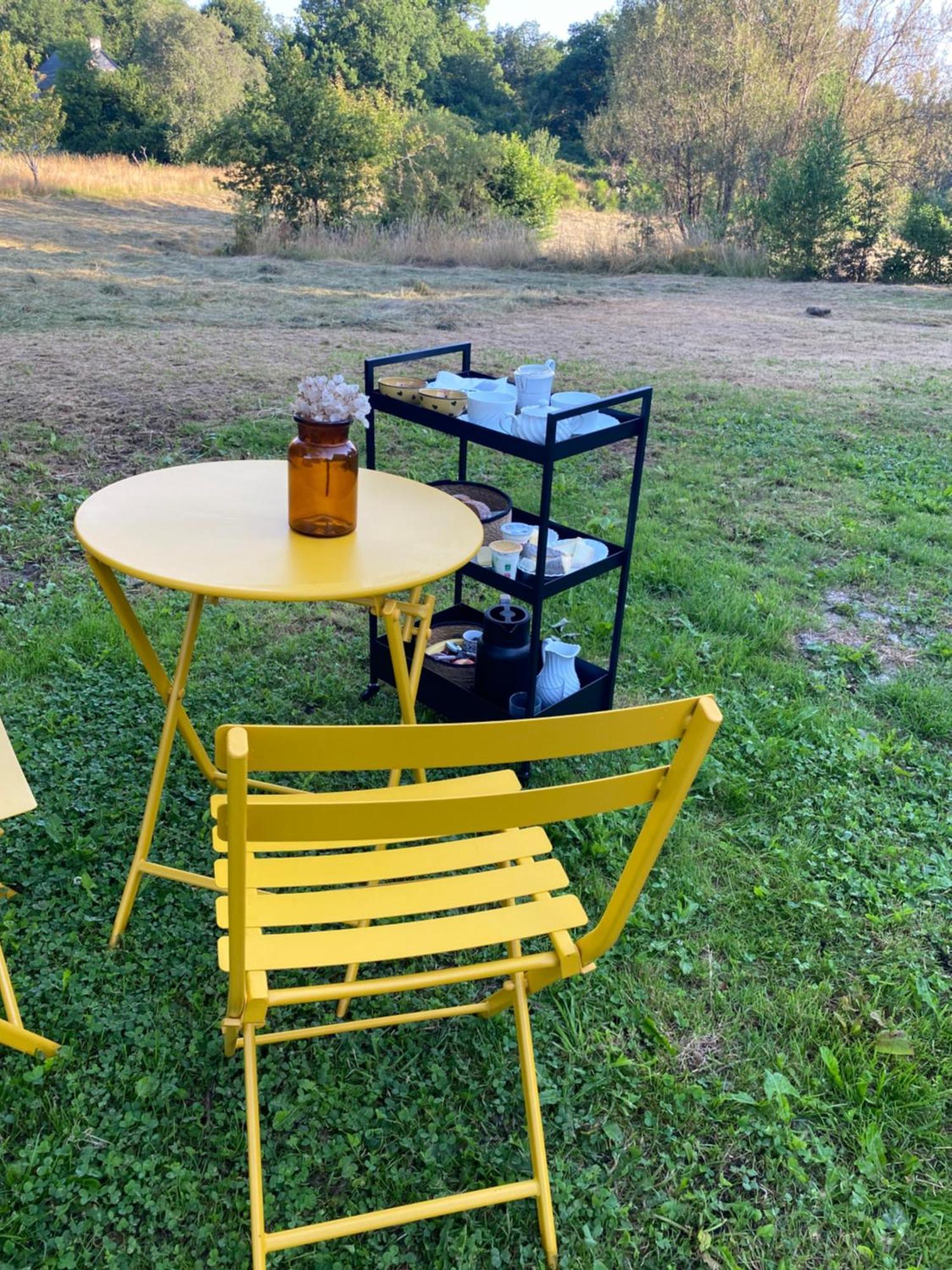 Une Pause En Correze Sarroux Exteriér fotografie